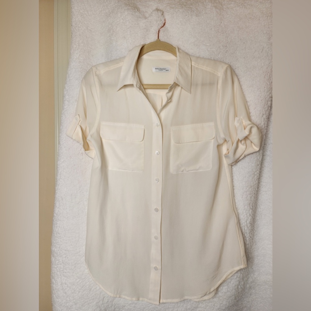 Equipment silk short sleeve shirt -EUC